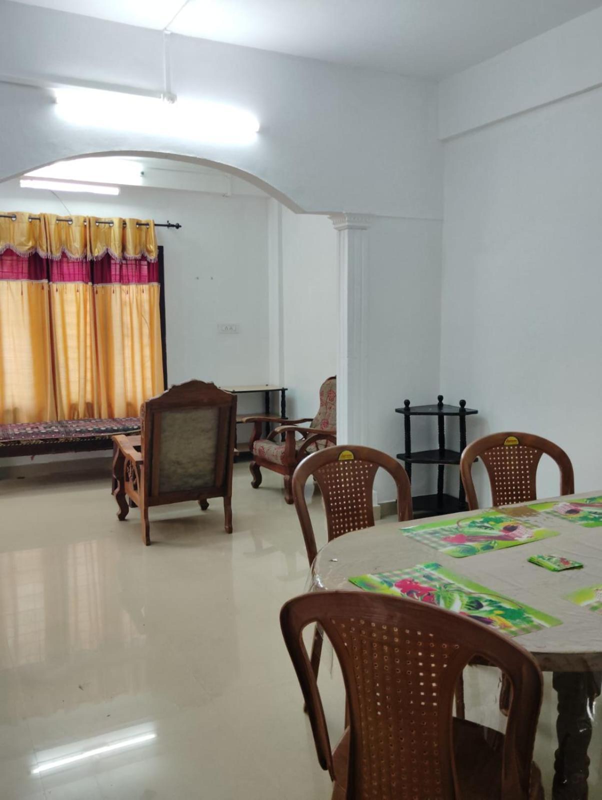 Homestay Evaa Homes